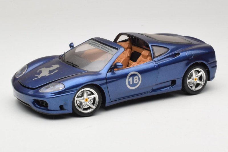 Ferrari 360 Modena Targa Limitált Kiadás 333 db Lila Metál Bburago 1:18 3348-F1 Fém