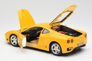 Ferrari 360 Modena Sárga Bburago 1:18 3368 Fém – 5. kép a 8-ből