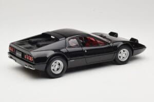Ferrari 365 GT4/BB Fekete Kyosho 1:18 08173K Fém – 3. kép a 8-ből