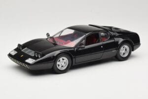 Ferrari 365 GT4/BB Fekete Kyosho 1:18 08173K Fém