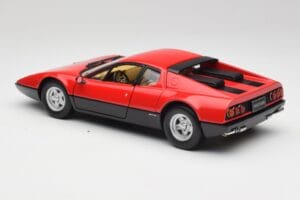 Ferrari 365 GT4/BB Piros Kyosho 1:18 08173R Fém – 7. kép a 8-ből