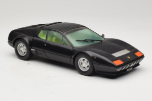 Ferrari 365 GT4 BB Fekete Chrono 1:18 CH002 Fém – 6. kép a 8-ből