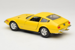 Ferrari 365 GTB/4 Daytona Sárga Techno Giodi 1:18 40011-Y1 Fém – 6. kép a 7-ből