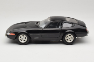 Ferrari 365 GTB/4 Daytona Fekete Techno Giodi 1:18 40011-B2 Fém – 4. kép a 8-ből