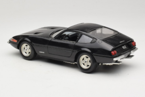 Ferrari 365 GTB/4 Daytona Fekete Techno Giodi 1:18 40011-B2 Fém – 7. kép a 8-ből