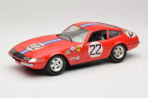 Ferrari 365 GTB/4 Daytona #22 Piros 1969 Techno Giodi 1:18 40011-P1 Fém
