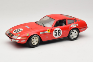 Ferrari 365 GTB/4 Daytona Berlinetta #58 Piros Techno Giodi 1:18 40011 Fém