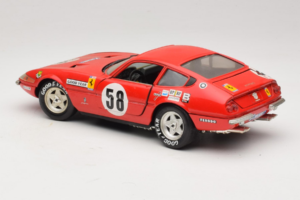 Ferrari 365 GTB/4 Daytona Berlinetta #58 Piros Techno Giodi 1:18 40011 Fém – 7. kép a 8-ből