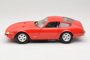 Ferrari 365 GTB/4 Daytona Piros Techno Giodi 1:18 40011-P2 Fém – 4. kép a 8-ből