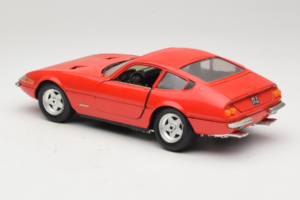 Ferrari 365 GTB/4 Daytona Piros Techno Giodi 1:18 40011-P2 Fém – 7. kép a 8-ből