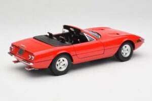 Ferrari 365 GTS Piros Solido 1:18 8017 Fém – 3. kép a 8-ből