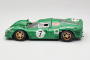 Ferrari 412P #7 Zöld 24 Hours of Daytona 1967 Eagles Race 1:18 37000 Fém – 4. kép a 8-ből