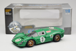 Ferrari 412P #7 Zöld 24 Hours of Daytona 1967 Eagles Race 1:18 37000 Fém – 8. kép a 8-ből