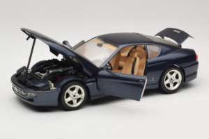 Ferrari 456 GT Kék Bburago 1:18 3036-B1 Fém – 2. kép a 8-ből