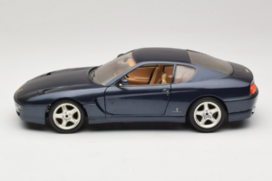 Ferrari 456 GT Kék Bburago 1:18 3036-B1 Fém – 4. kép a 8-ből