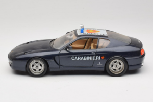Ferrari 456 GT Carabinieri Fekete Bburago 1:18 3036-B3 Fém – 4. kép a 8-ből