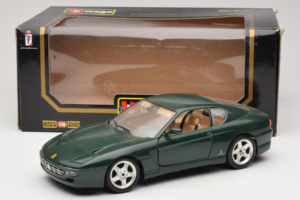 Ferrari 456 GT Sötétzöld Bburago 1:18 3046-GR1 Fém – 8. kép a 8-ből