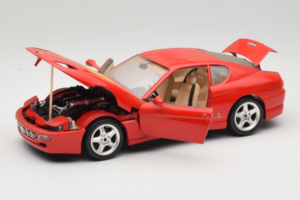 Ferrari 456 GT Ferrari Model Club Piros Bburago 1:18 3036-P1 Fém – 2. kép a 8-ből