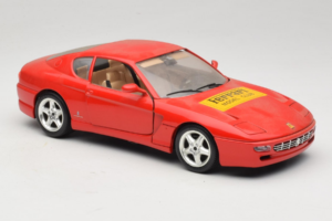 Ferrari 456 GT Ferrari Model Club Piros Bburago 1:18 3036-P1 Fém – 6. kép a 8-ből