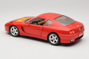 Ferrari 456 GT Ferrari Model Club Piros Bburago 1:18 3036-P1 Fém – 7. kép a 8-ből