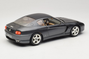 Ferrari 456 GT Szürke Metallic Bburago 1:18 3036-G1 Fém – 3. kép a 8-ből