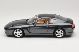 Ferrari 456 GT Szürke Metallic Különleges Fényezés Bburago 1:18 3036D Fém – 4. kép a 8-ből