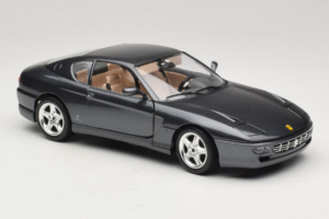 Ferrari 456 GT Szürke Metallic Különleges Fényezés Bburago 1:18 3036D Fém – 6. kép a 8-ből