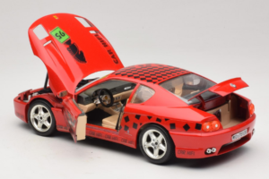 Ferrari 456 GT Interconti Car HiFi Piros Bburago 1:18 3036-D Fém – 5. kép a 8-ből