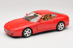 Ferrari 456 GT Piros Bburago 1:18 3046-R1 Fém