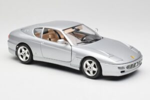 Ferrari 456 GT Ezüst Bburago 1:18 3036-M2 Fém – 6. kép a 8-ből
