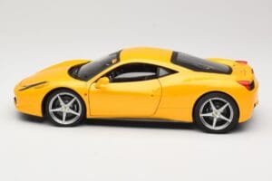 Ferrari 458 Italia Sárga Hot Wheels 1:18 P9894 Fém – 4. kép a 8-ből