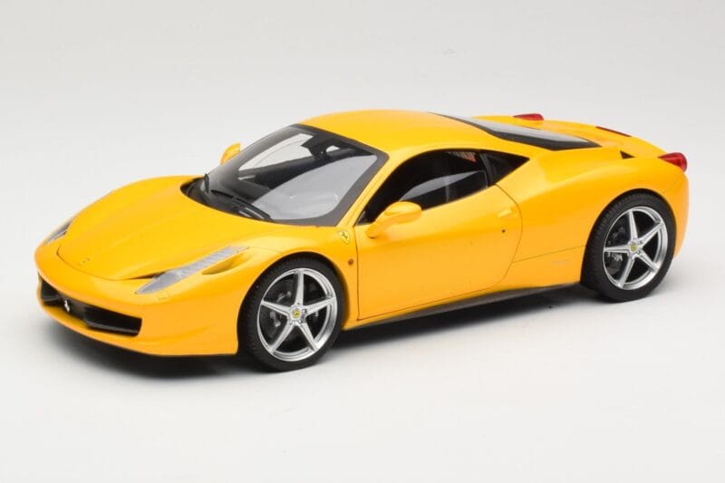 Ferrari 458 Italia Sárga Hot Wheels 1:18 P9894 Fém
