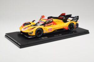 Ferrari 499P Hypercar AF Corse #83 R. Kubica / Y. Ye / R. Shwartzman 24 Hours of Le Mans 2024 Bburago 1:18 18-16313-83-VET Fé – 2. kép a 9-ből