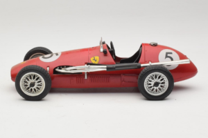 Ferrari 500 F2 #16 Tonka 1:16 6717 Fém – 3. kép a 6-ből