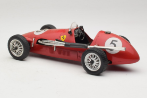 Ferrari 500 F2 #16 Tonka 1:16 6717 Fém – 5. kép a 6-ből