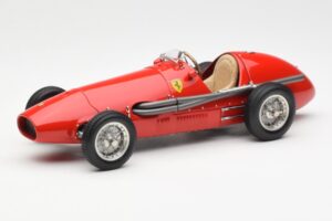 Ferrari 500 F2 #1 A. Ascari F1 Double World Champion 1952-1953 CMC 1:18 M-056 Fém