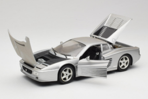 Ferrari 512 TR Ezüst Mira 1:18 6178-B1 Fém – 2. kép a 8-ből