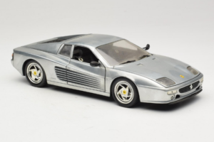 Ferrari 512M Chrome Silver Hot Wheels 1:18 25739 Fém – 6. kép a 8-ből
