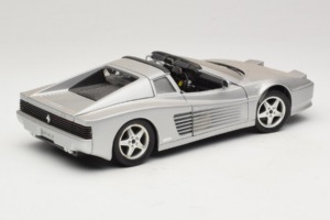 Ferrari 512TR Targa Ezüst Mira 1:18 6175 Fém – 3. kép a 8-ből