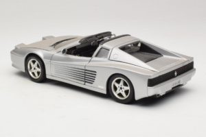 Ferrari 512TR Targa Ezüst Mira 1:18 6175 Fém – 7. kép a 8-ből