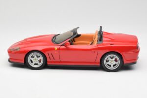 Ferrari 550 Barchetta Pininfarina Piros Bburago 1:18 327660 Fém – 4. kép a 8-ből