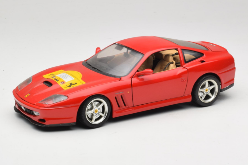 Ferrari 550 Maranello 22 Jahre Ferrari Model Club Piros Bburago 1:18 3064-P2 Fém