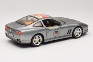 Ferrari 550 Maranello 25 Ferrari Model Club Ezüst Bburago 1:18 3344-S1 Fém – 3. kép a 7-ből