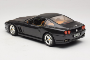 Ferrari 550 Maranello Fekete Metál Bburago 1:18 3344-B1 Fém – 7. kép a 8-ből