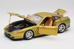 Ferrari 550 Maranello Gold Metallic Braccio & Gotz Bburago 1:18 3044-G1 Fém – 2. kép a 8-ből