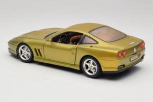 Ferrari 550 Maranello Gold Metallic Braccio & Gotz Bburago 1:18 3044-G1 Fém – 7. kép a 8-ből