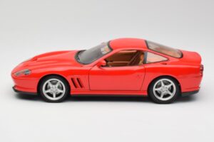 Ferrari 550 Maranello Piros Maisto 1:18 31839 Fém – 4. kép a 8-ből