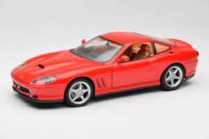 Ferrari 550 Maranello Piros Maisto 1:18 31839 Fém