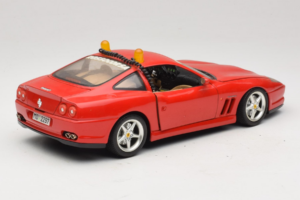 Ferrari 550 Maranello Safety Car Rosso Corsa Bburago 1:18 3064-P1 Fém – 3. kép a 8-ből