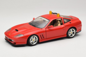 Ferrari 550 Maranello Safety Car Rosso Corsa Bburago 1:18 3064-P1 Fém
